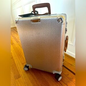 Rimowa - Limited Edition Hammerschlag cabin size